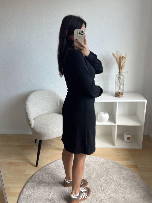 Robe Only - S – Image 4